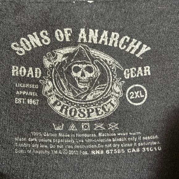 Sons of Anarchy men’s tee size 2XL. Reaper graphic, short sleeves white on black - Picture 3 of 4